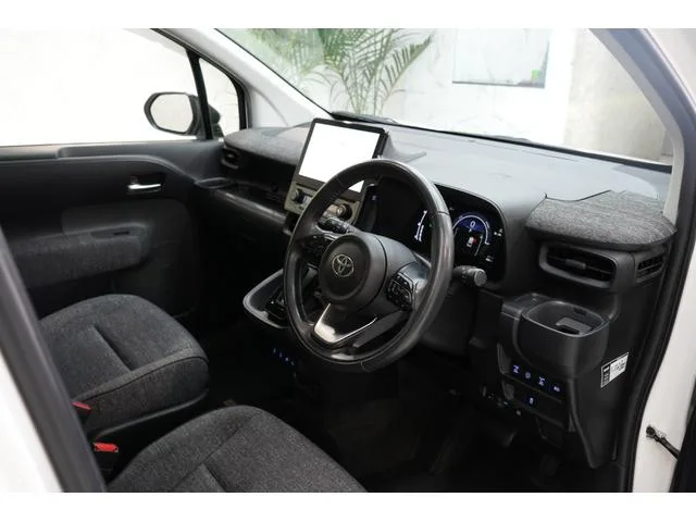 Toyota SIENTA HYBRID Z 2022 — миниатюра 3