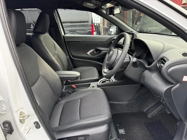 Toyota YARIS CROSS Z 2024 — миниатюра 5