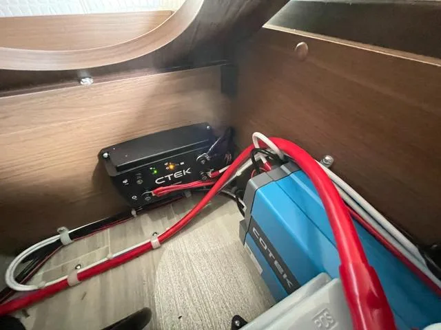 Toyota HIACE VAN 2022 — миниатюра 4