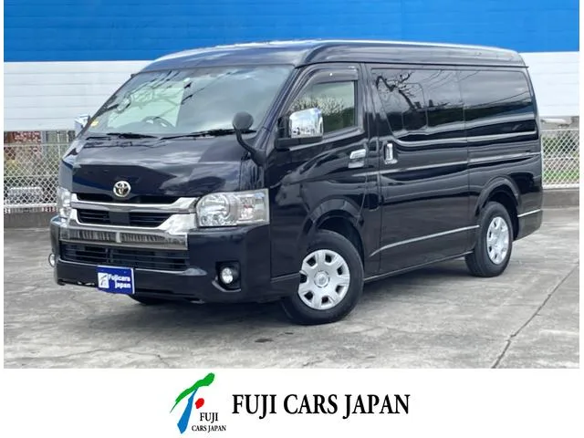 Toyota HIACE VAN 2022 — фото 1, купить с доставкой в Москву