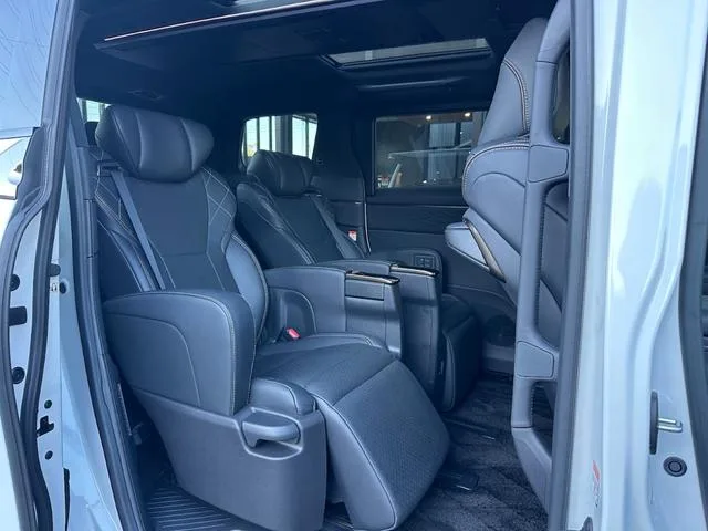 Toyota VELLFIRE HYBRID Z PREMIER 2024 — миниатюра 4