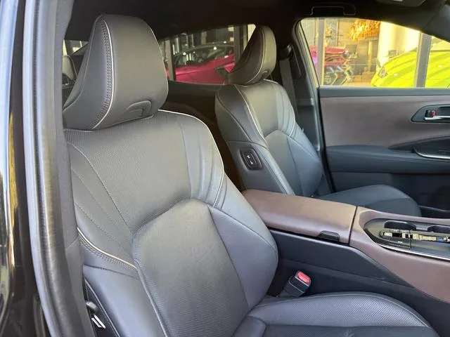 Toyota CROWN CROSSOVER G ADVANCED LEATHER PACKAGE 2022 — миниатюра 5