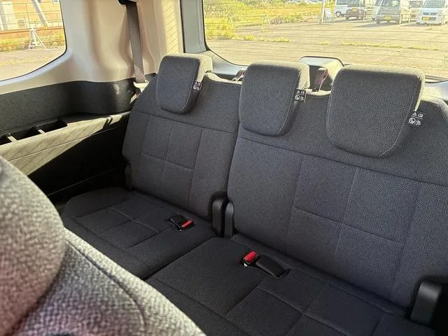 Honda STEPWAGON E:HEV AIR 2023 — миниатюра 5