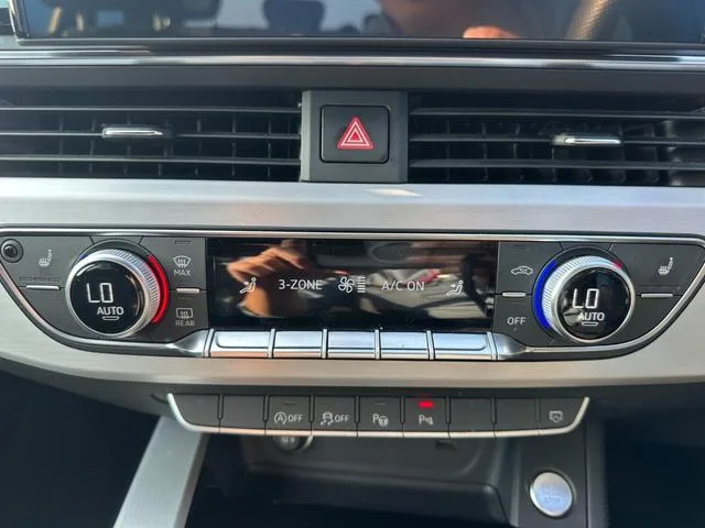 Audi A4 AVANT BLACK STYLE PLUS 2023 — миниатюра 2