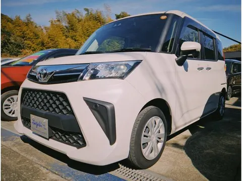 Toyota ROOMY 2023 buy in Moscow