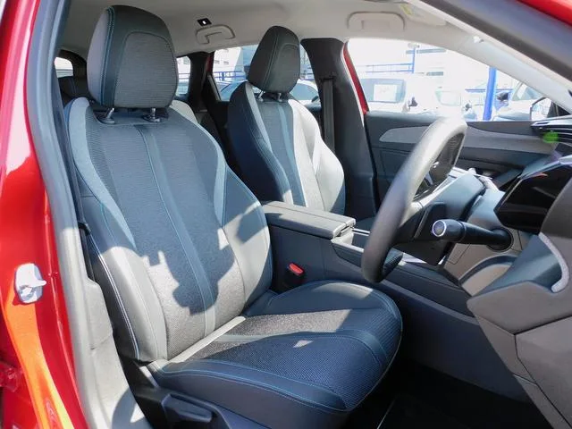 Peugeot 308 SW ALLURE BLUE HDI 2022 — миниатюра 2