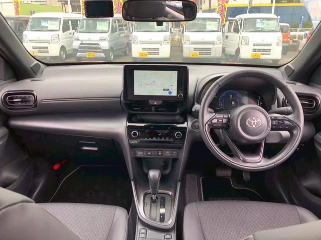 Toyota YARIS CROSS HYBRID Z 2024 — миниатюра 4