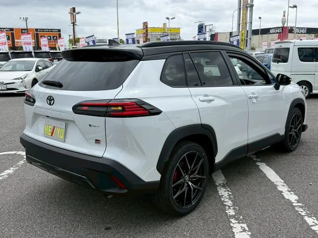 Toyota COROLLA CROSS GR SPORT 2026 — миниатюра 3