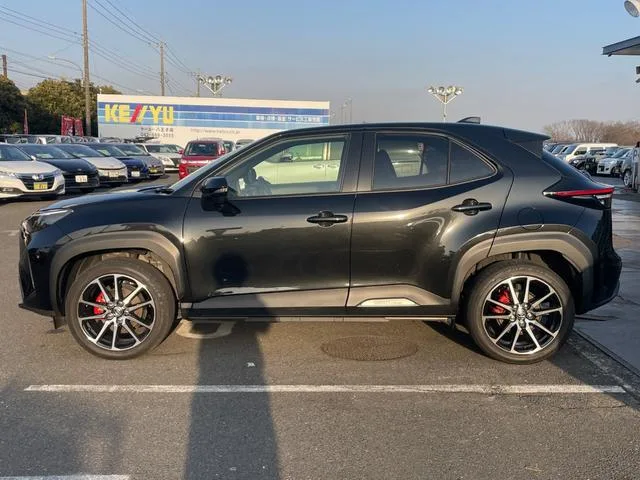 Toyota YARIS CROSS HYBRID GR SPORT 2023 — миниатюра 3