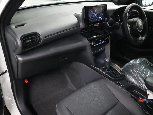 Toyota YARIS CROSS HYBRID Z URBANO 2026 — миниатюра 5