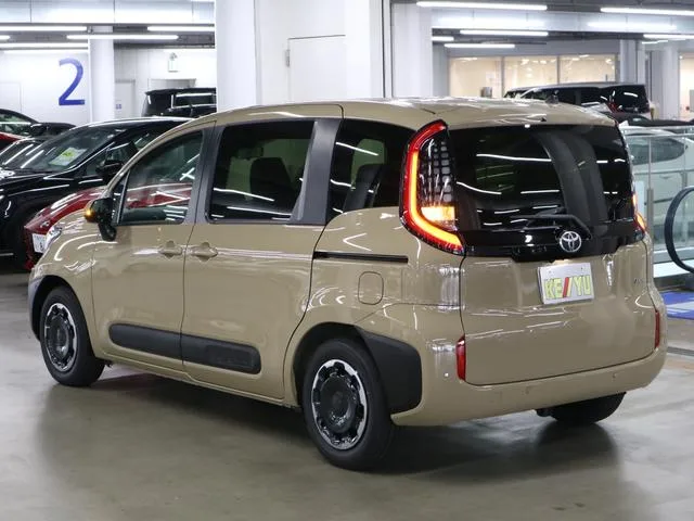 Toyota SIENTA HYBRID Z 2026 — миниатюра 3
