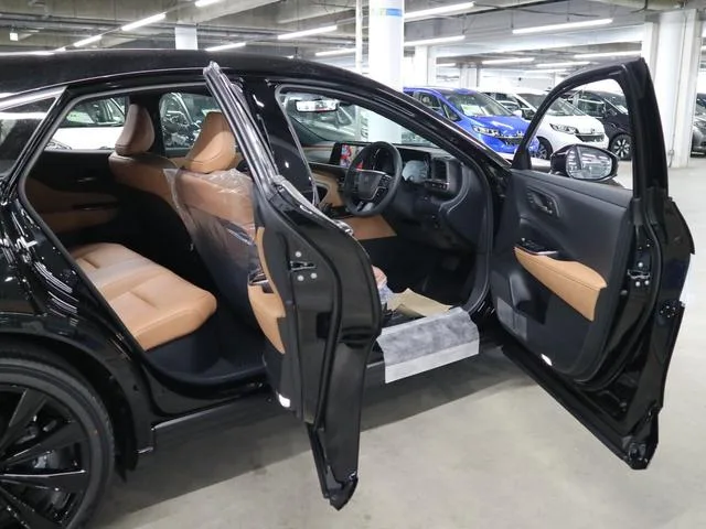 Toyota CROWN SPORT Z 2026 — миниатюра 4
