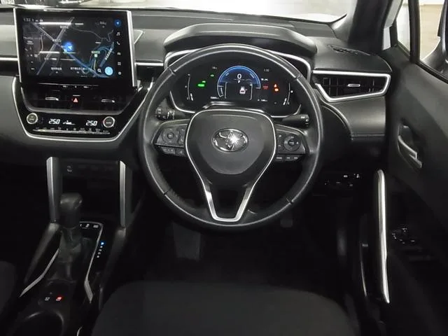 Toyota CorollaCross HYBRID S 2024 — миниатюра 3