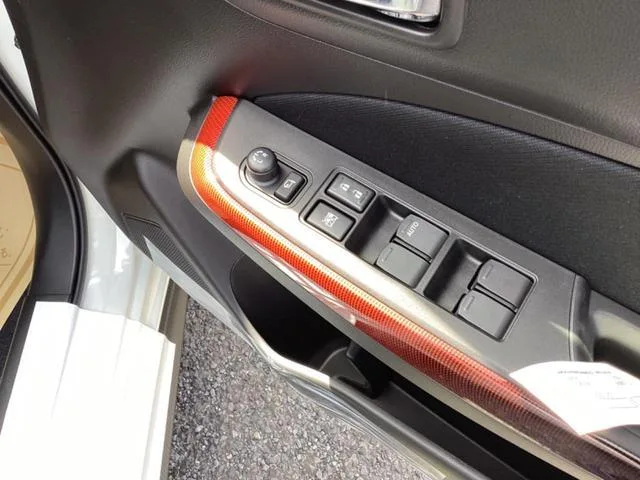 Suzuki SWIFT SPORT BASE GRADE 2024 — миниатюра 4