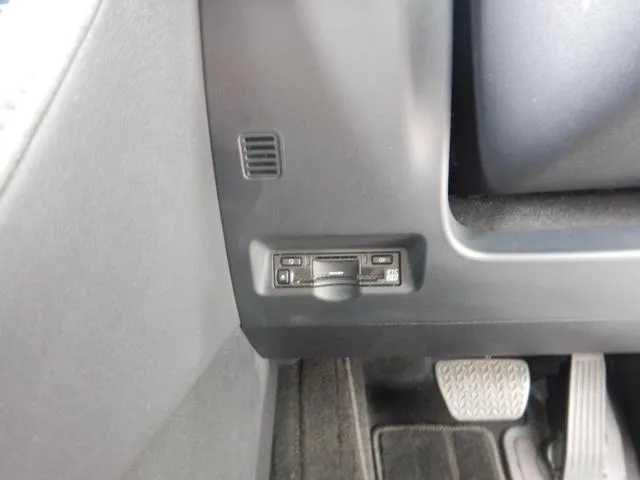Toyota VELLFIRE HYBRID Z PREMIER 2023 — миниатюра 5