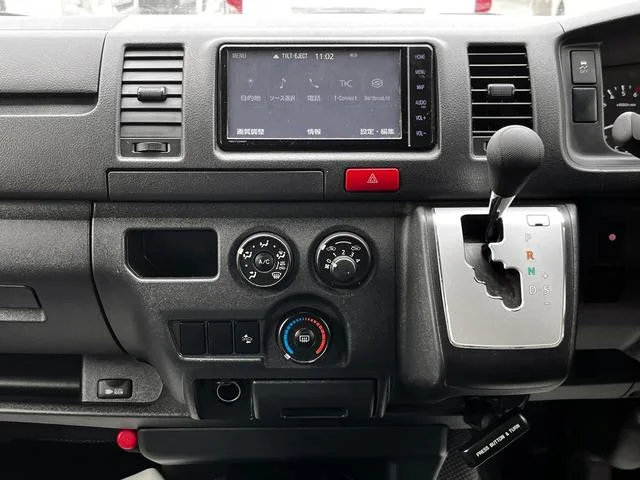 Toyota HIACE VAN DX GL PACKAGE 2022 — миниатюра 3