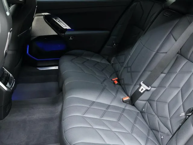 BMW 7 SERIES 740D X DRIVE EXCELLENCE 2023 — миниатюра 4