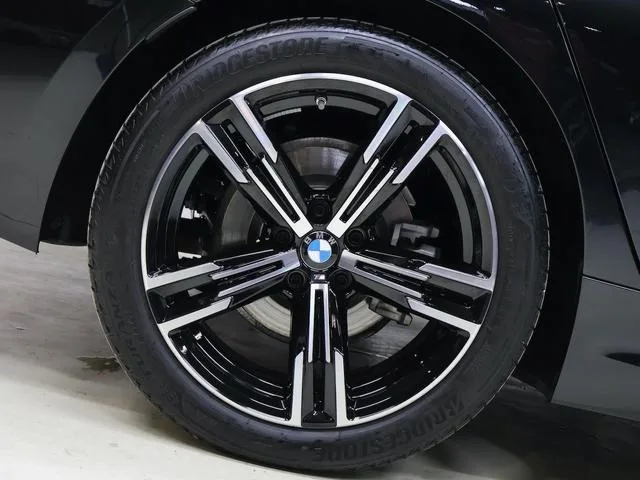 BMW 3 Series 320D X DRIVE M-SPORT 2025 — миниатюра 2