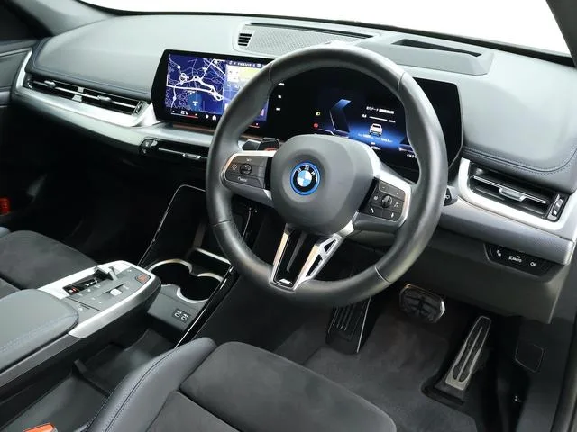BMW iX1 X DRIVE 30 M SPORT 2024 — миниатюра 2