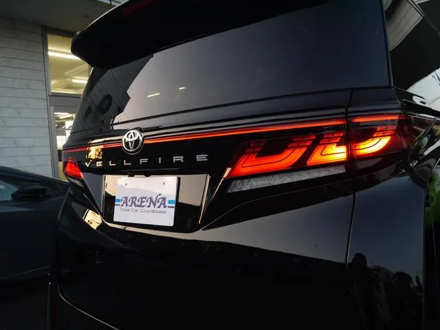 Toyota VELLFIRE HYBRID Z PREMIER 2023 — миниатюра 3
