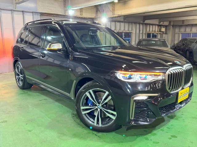 BMW X7 M50I 2022 — миниатюра 3