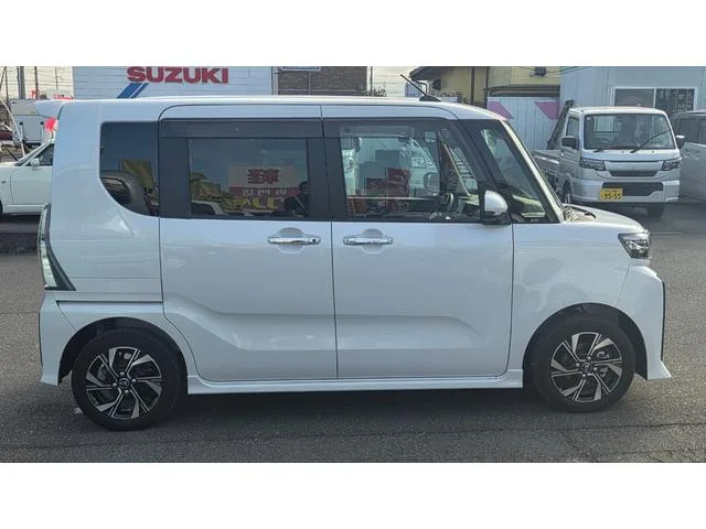 Daihatsu TANTO CUSTOM X 2025 — миниатюра 3