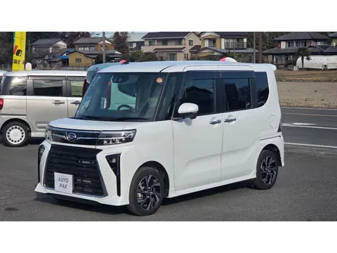 Daihatsu TANTO 2025 buy in Moscow