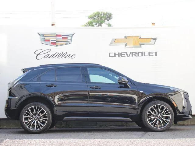 Cadillac CADILLAC XT4 SPORT 2025 — миниатюра 3