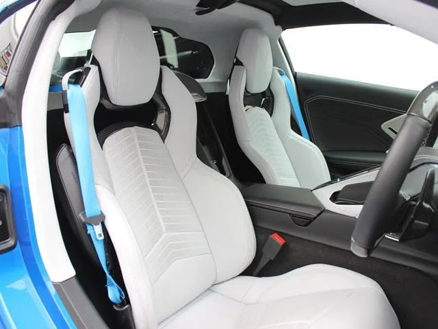 Chevrolet CHEVROLET CORVETTE E-RAY COUPE 3LZ 2025 — миниатюра 2
