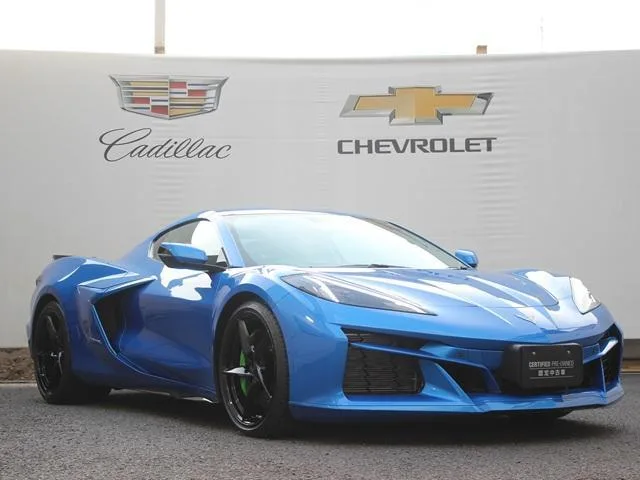 Chevrolet CHEVROLET CORVETTE E-RAY COUPE 3LZ 2025 — миниатюра 3