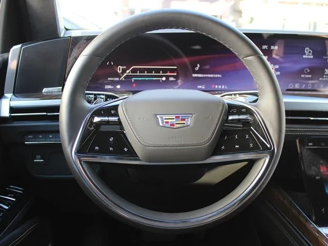Cadillac CADILLAC ESCALADE PLATINUM 2025 — миниатюра 4
