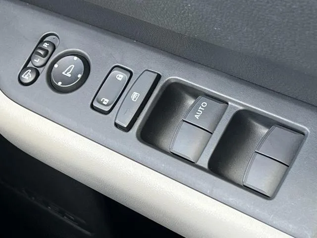 Honda FREED E:HEV AIR 2024 — миниатюра 5