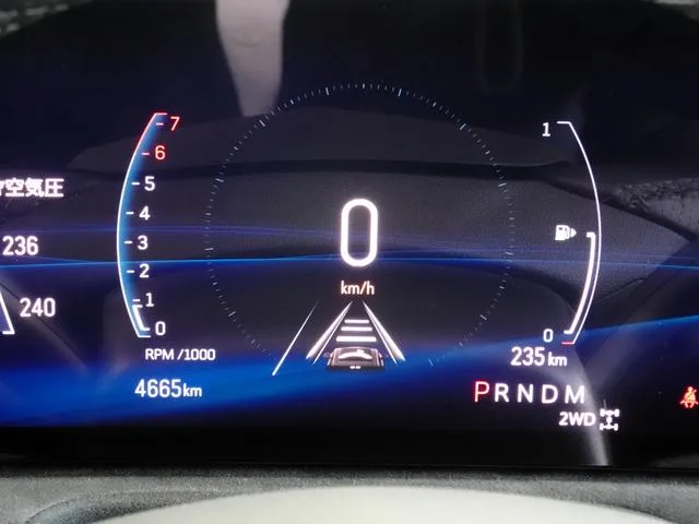 Cadillac CADILLAC XT4 SPORT 2025 — миниатюра 4