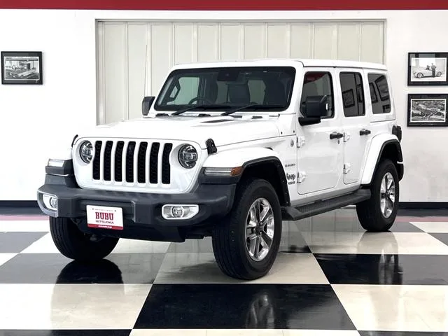 Chrysler Jeep JEEP WRANGLER UNLIMITED SAHARA 2022 — фото 1, купить с доставкой в Москву