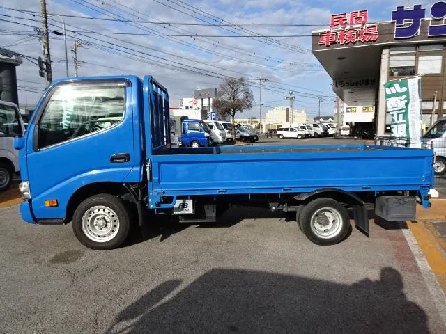 Toyota DYNA TRUCK 2023 — миниатюра 3