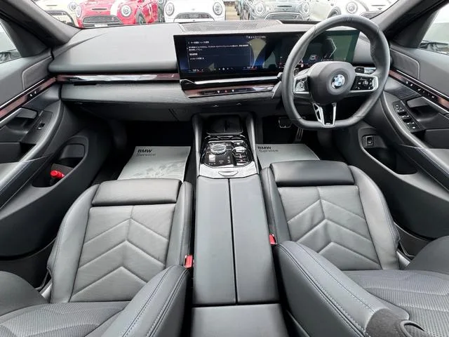 BMW 5 Series 523D X DRIVE TOURING M-SPORT 2025 — миниатюра 5