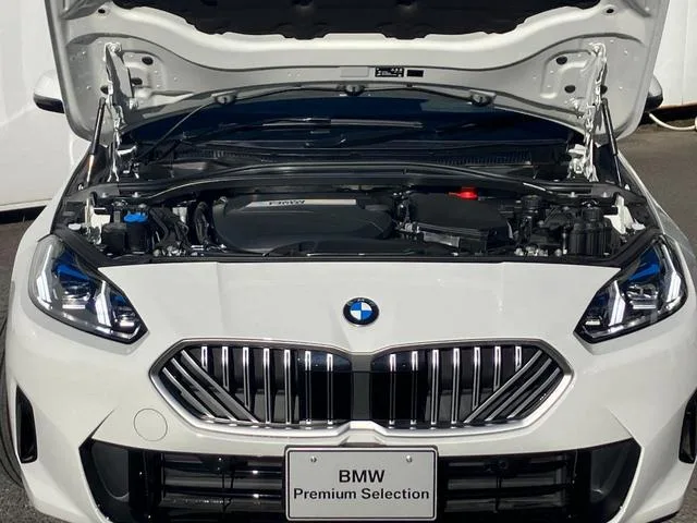 BMW 1 Series 120D 2025 — миниатюра 4