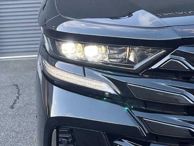 Toyota VELLFIRE Z PREMIER 2024 — миниатюра 4