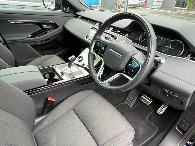 Land Rover Range Rover Evoque R-DYNAMIC SE P300E 2023 — миниатюра 4