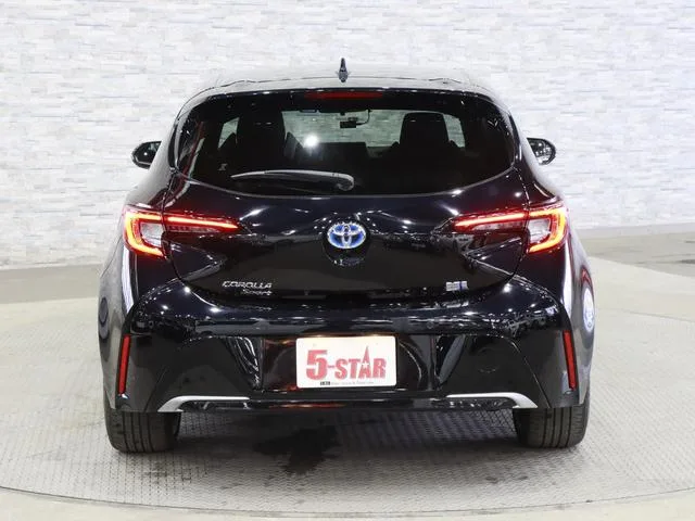 Toyota COROLLASPORT HYBRID G Z 2023 — миниатюра 4