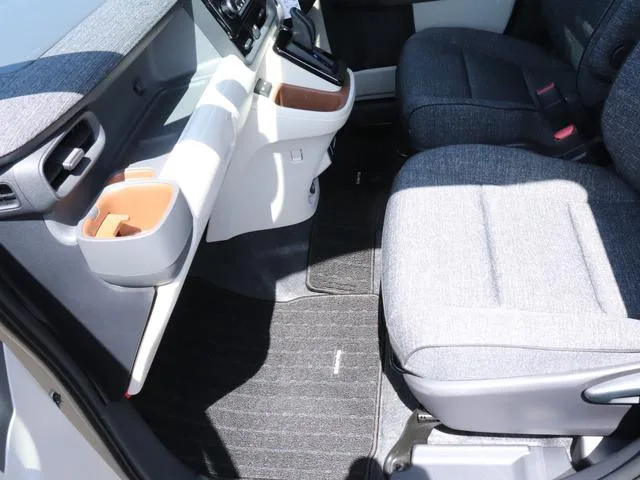 Toyota SIENTA HYBRID Z 2024 — миниатюра 4