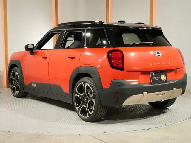 MINI MINI ACEMAN SE FAVOURED TRIM 2024 — миниатюра 3