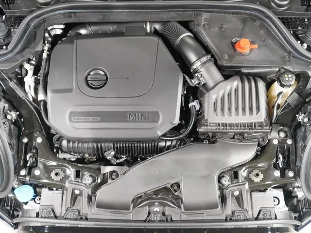 MINI MINI COOPER S CONVERTIBLE PREMIUM PLUS PACKAGE MINI YOURS TRIM 2023 — миниатюра 2