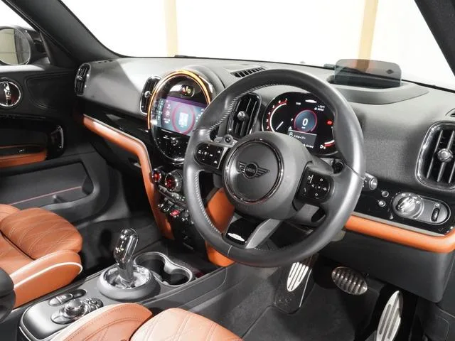 MINI MINI JOHN COOPER WORKS CROSSOVER 2022 — миниатюра 5