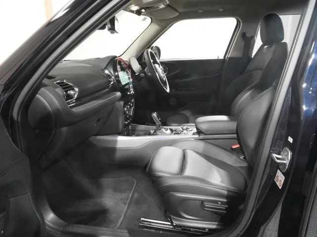 MINI MINI CLUBMAN SAVILE ROW EDITION 2022 — миниатюра 4