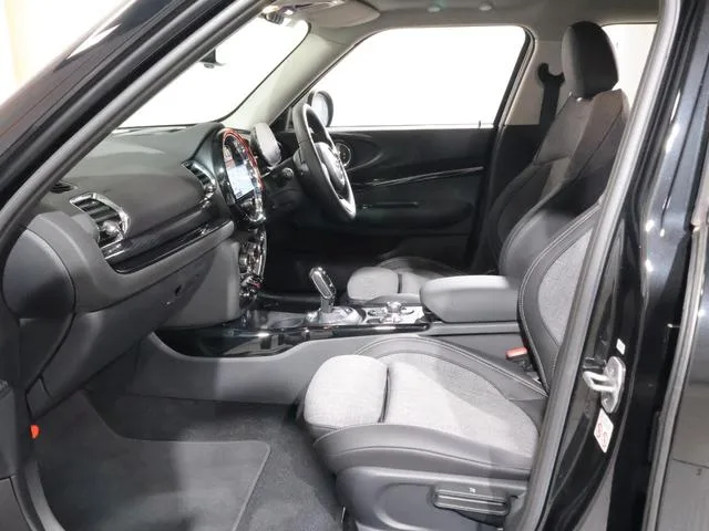 MINI MINI COOPER D CLUBMAN PREMIUM PLUS PACKAGE CLASSIC TRIM 2024 — миниатюра 4