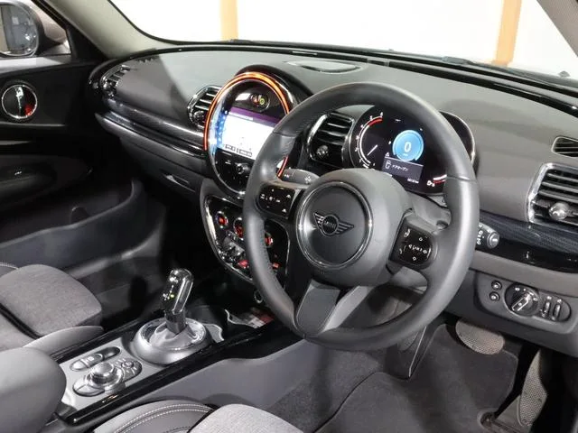 MINI MINI COOPER D CLUBMAN PREMIUM PLUS PACKAGE CLASSIC TRIM 2024 — миниатюра 5