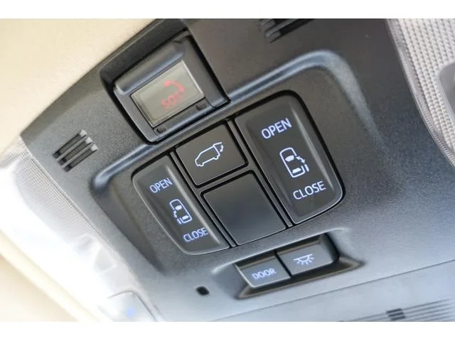 Toyota ALPHARD HYBRID EXECUTIVE LOUNGE S 2022 — миниатюра 4