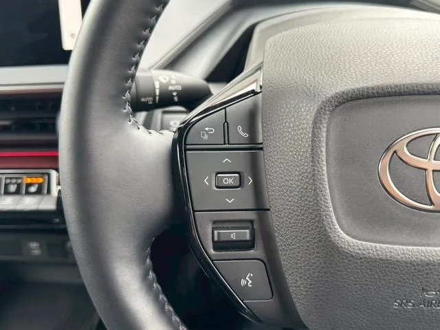 Toyota Prius Z 2023 — миниатюра 4