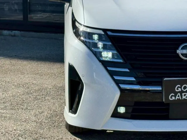 Nissan SERENA E-POWER HIGHWAY STAR V 2024 — миниатюра 2